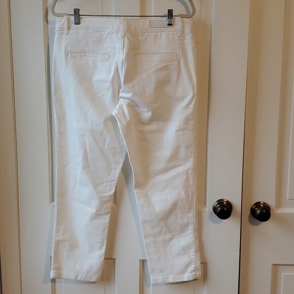 NWT CALVIN KLEIN WHITE ULTIMATE SKINNY JEANS SIZE 30 26 INSEAM - Picture 8 of 12
